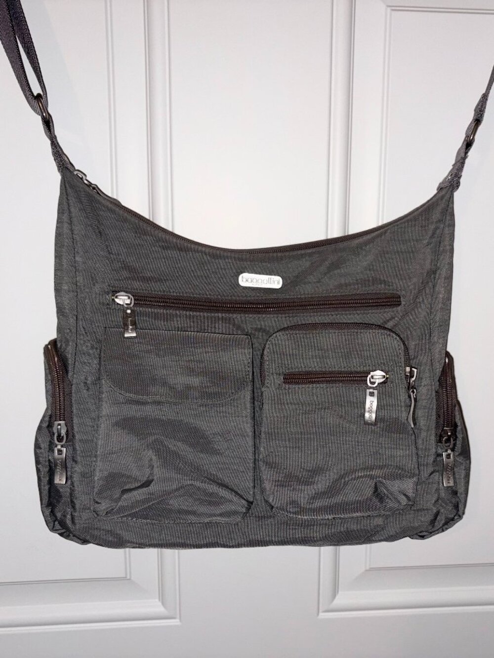 Pewter Baggallini Travel Tote